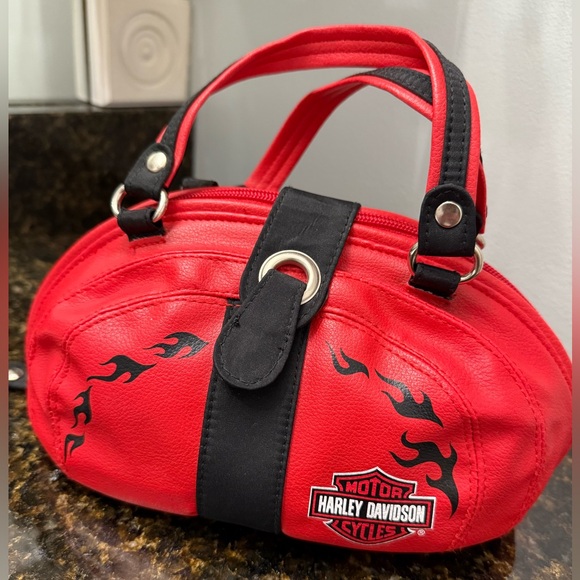 Harley-Davidson Handbags - 🔥Vintage Harley-Davidson Mini Bowling Bag🔥